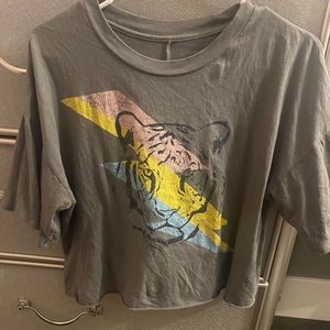 Grey Grayson Threads graphic tee